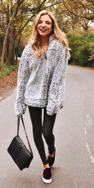 Fleece Sweater Outfit Ideas for Women