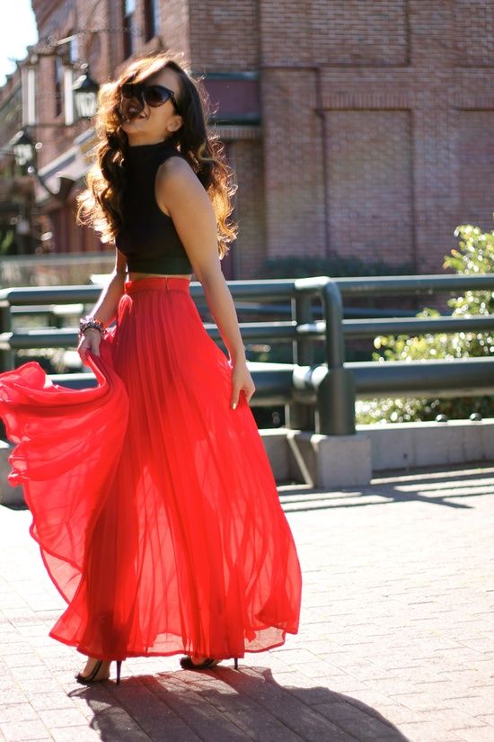 Crop Top And Maxi Skirt Outfit Ideas in 2020 | Fashion, Maxi skirt .