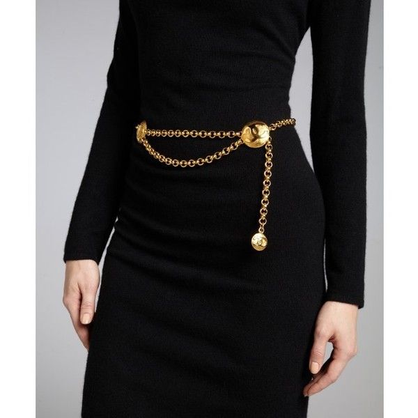 Chanel Gold Metal Chain Belt It's a cinch to get a good outfit .