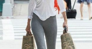 How to Wear Grey Leggings: Best 15 Cozy & Slimming Outfit Ideas .
