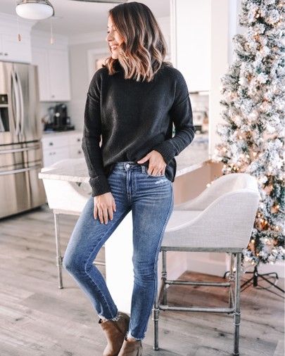 Casual outfit ideas are my favorite! Every day I am wearing jeans .