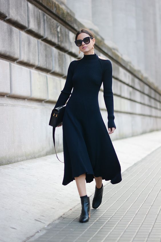 19 Outfit Ideas to Wear Your Knit Dress