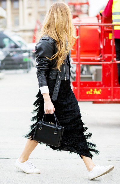 skirt, black skirt, fringes, white sneakers, black leather jacket .