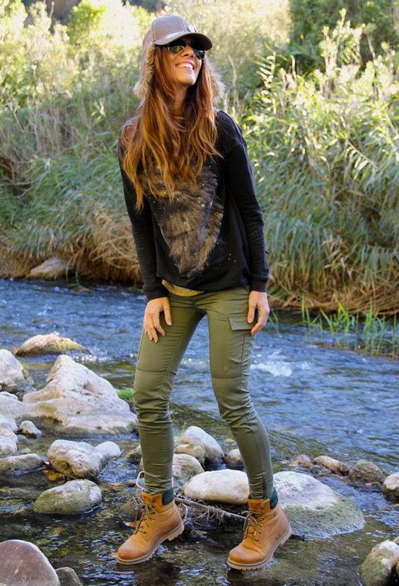 Girls Outfits with Hiking Boots-26 Ways to Wear Hiking Boo