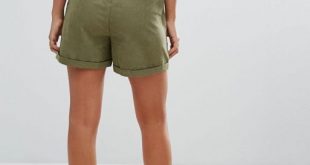 How to Wear Khaki Cargo Shorts: 15 Casual Outfits for Women - FMag.c
