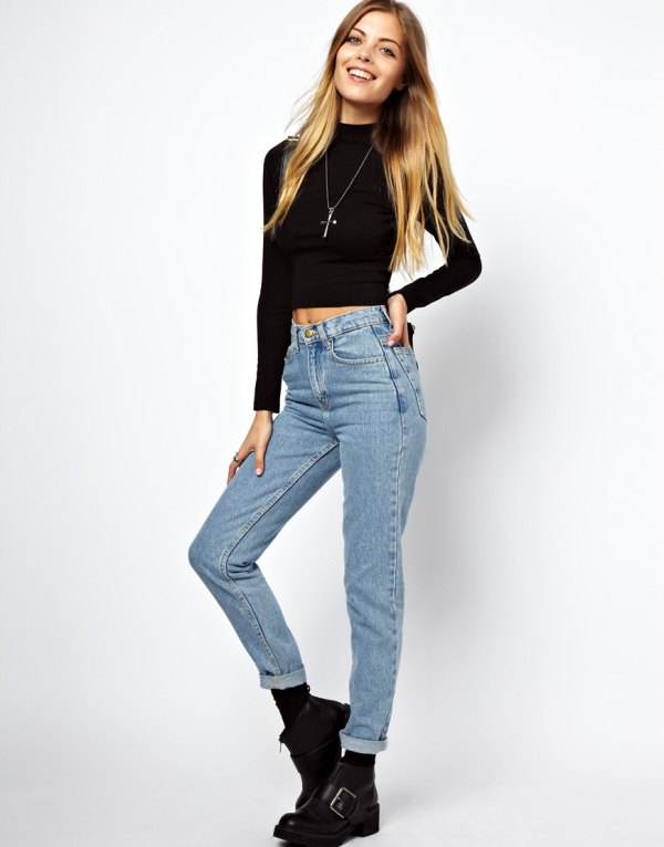 How to Wear Black Long Sleeve Crop Top: Outfit Ideas - FMag.c