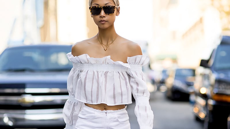 Off The Shoulder Peasant Tops Outfit
Ideas