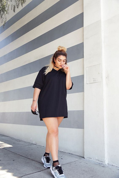 Get Sporty With A T-Shirt Dress - Summer Roadtrip Outfit Ideas To .