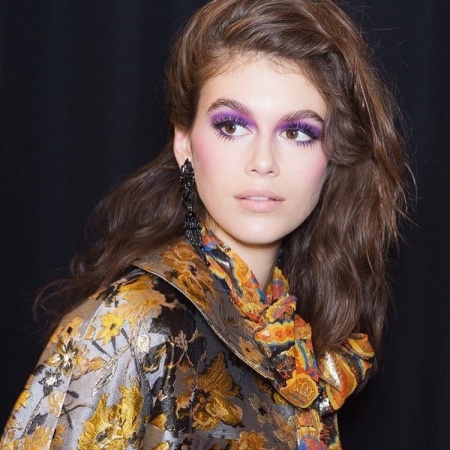 The Color Purple: The Bright Celebrity Makeup Trend - Savoir Fla