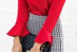 what to wear with a pencil skirt : red blouse + bag | Work outfit .