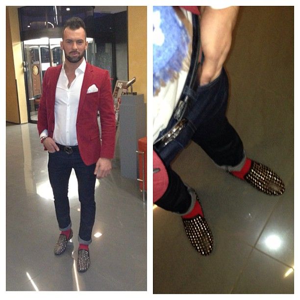 Red blazer & socks & spiked loafers | Blazers for men, Fashion .