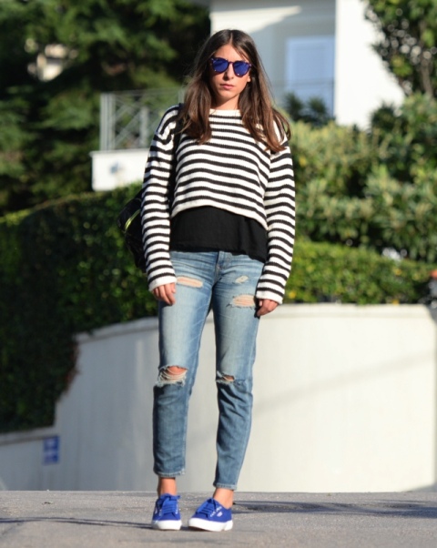 18 Women Outfit Ideas With Striped Sweaters - Styleohol