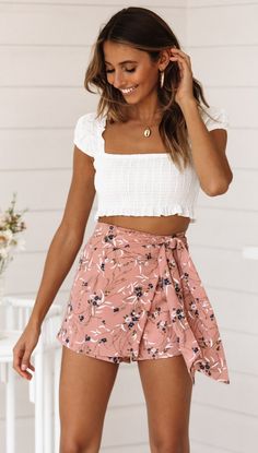 316 Best Women's Shorts Outfits images | Outfits, Fashion, Cloth