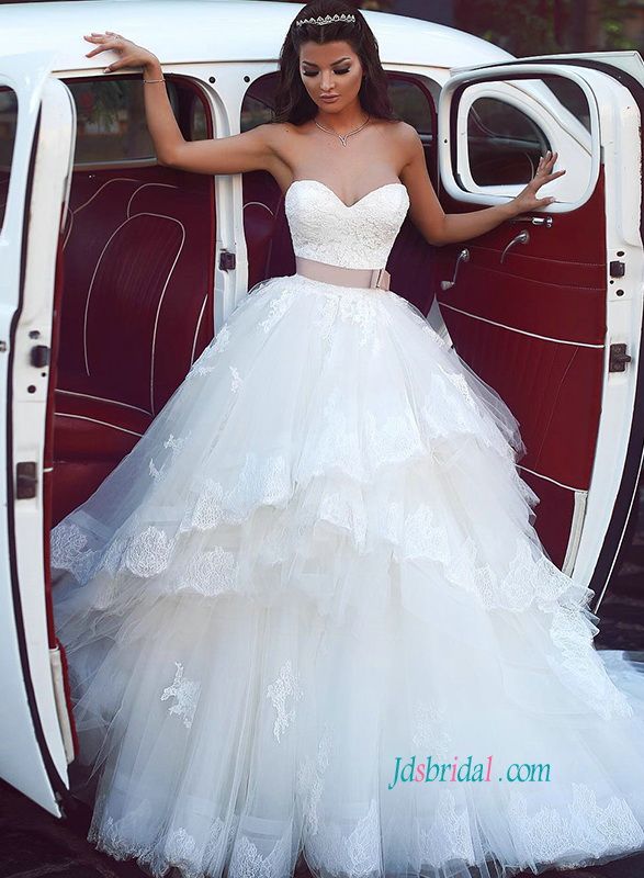 H0804 Romantic Sweetheart neckline tulle ball gown #weddingdress .