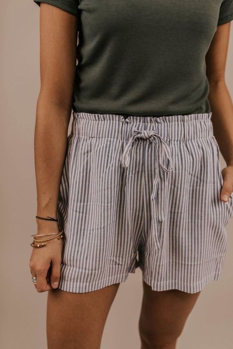 Drawstring Stripe Shorts. Vacation Beach Outfit Ideas for Women .