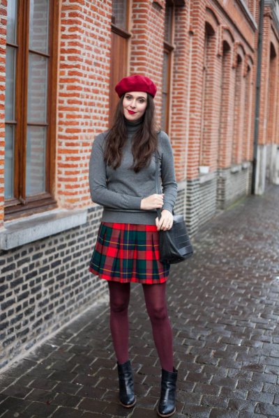 How to Wear Plaid Pleated Skirt: Top 15 Attractive Outfit Ideas .