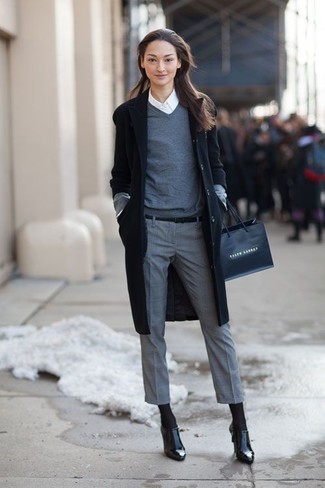 How To Wear Grey Dress Pants With a Grey V-neck Sweater For Women .
