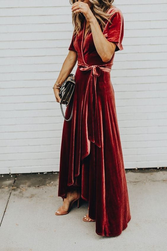 15 Chic And Sexy Dresses For Christmas Parties - Styleohol