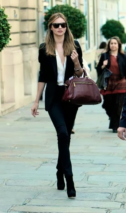 Street Style Inspiration | fashion trends Casual chic in black .