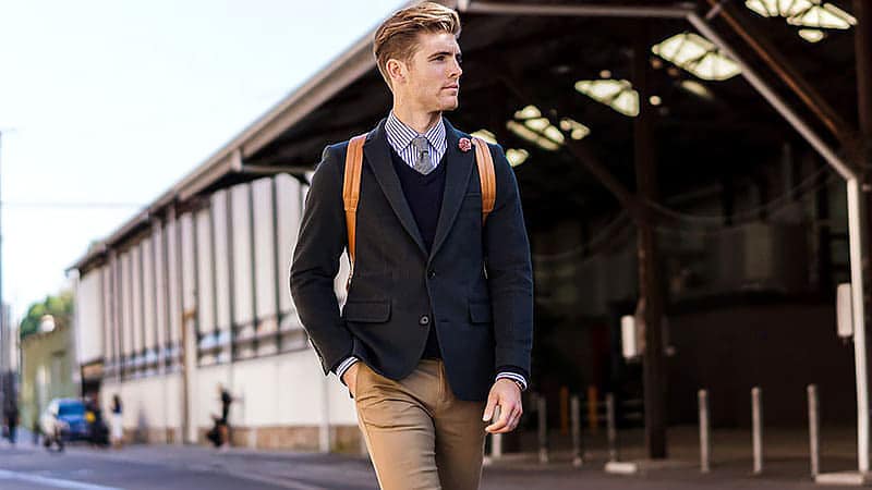 How to Wear a Black Blazer (Men's Style Guide) - The Trend Spott