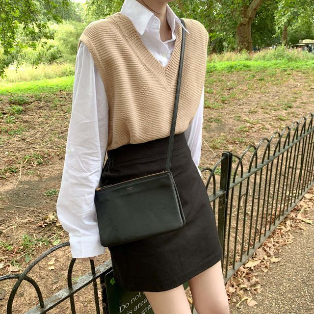 New solid loose sleeveless sweater spring autumn 2019 Women's vest .