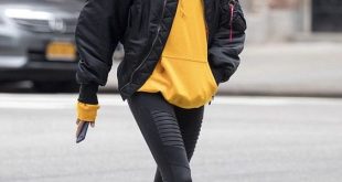15 Cheerful & Youthful Mustard Yellow Hoodie Outfit Ideas for .